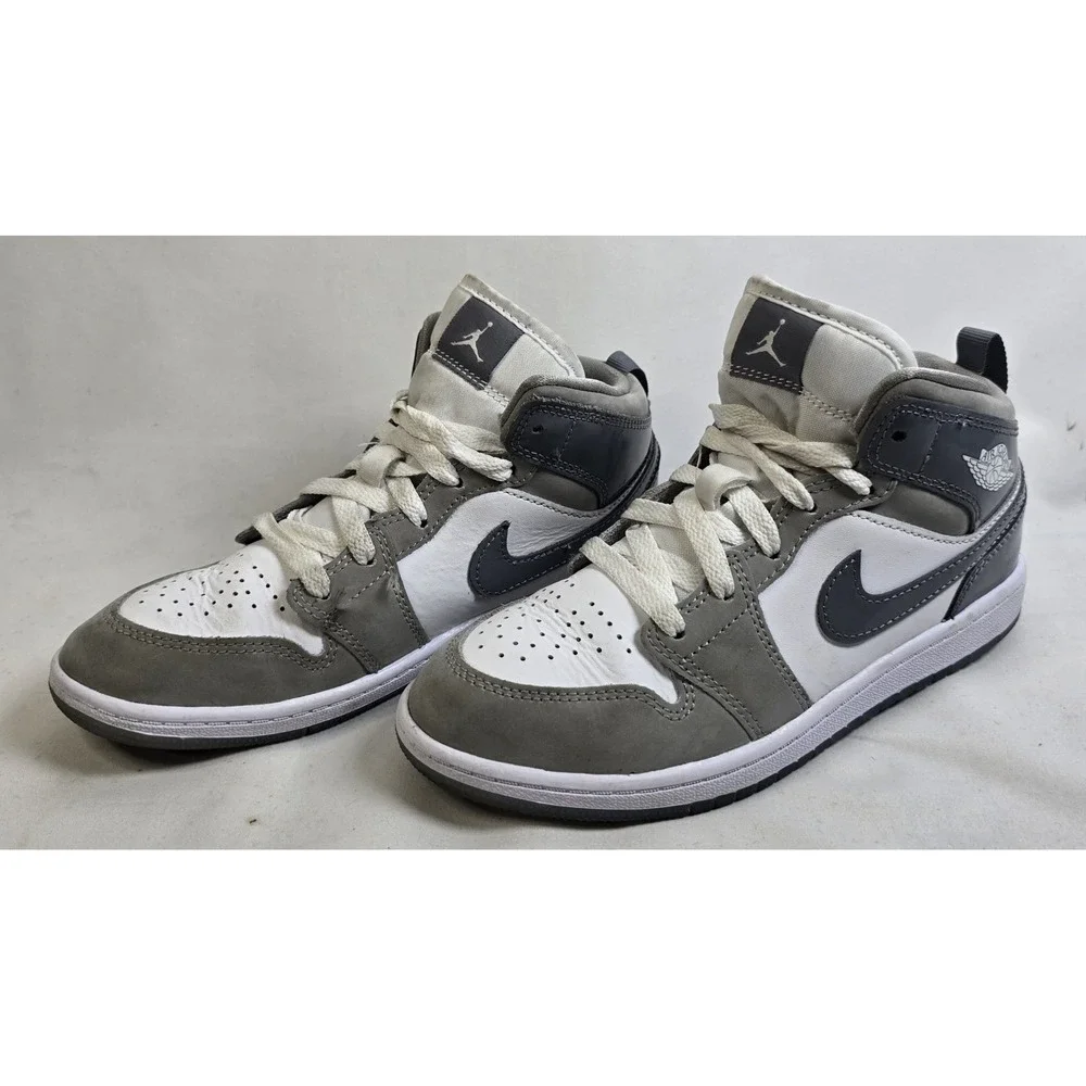 Boys Jordan 1 Mid Light Smoke Grey Youth 2.5Y Shoes Sneaker Nike Air 640734-078